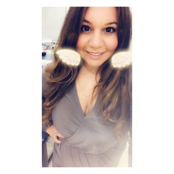 Meet your Posher, Krystal - Picture 2 of 6